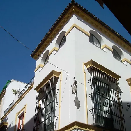 Casa De Tintes Apartment Seville